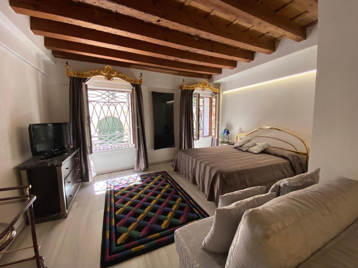Ln Homes Venice - San Marco Canal View Экстерьер фото